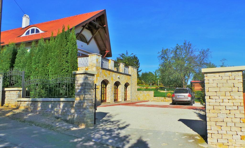 Keith Lakewood Villa บาลาตอนฟือเรด ห้อง รูปภาพ